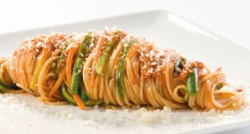 Capellini s omáčkou Napoletana