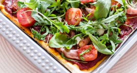 Rychlá pizza s pestem
