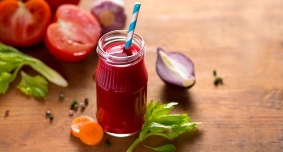 Zeleninové smoothie s řepou, mrkví a celerem