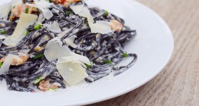 Sépiové špagety s omáčkou Alfredo