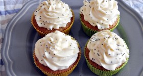 Cuketové cupcakes s citronem a mákem